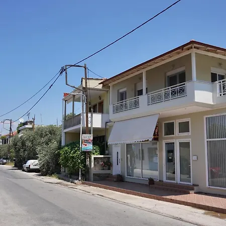 Evel House Apartament *